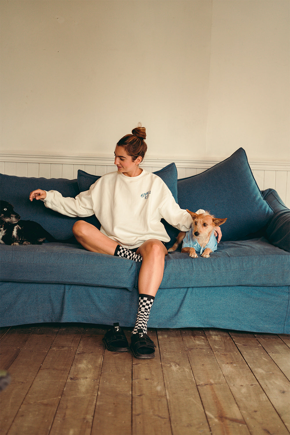 Puppy Eyes On Crew Neck Mujer - Crudo