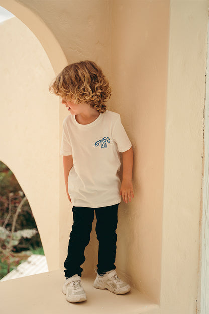 Puppy Eyes on Kids - Crudo